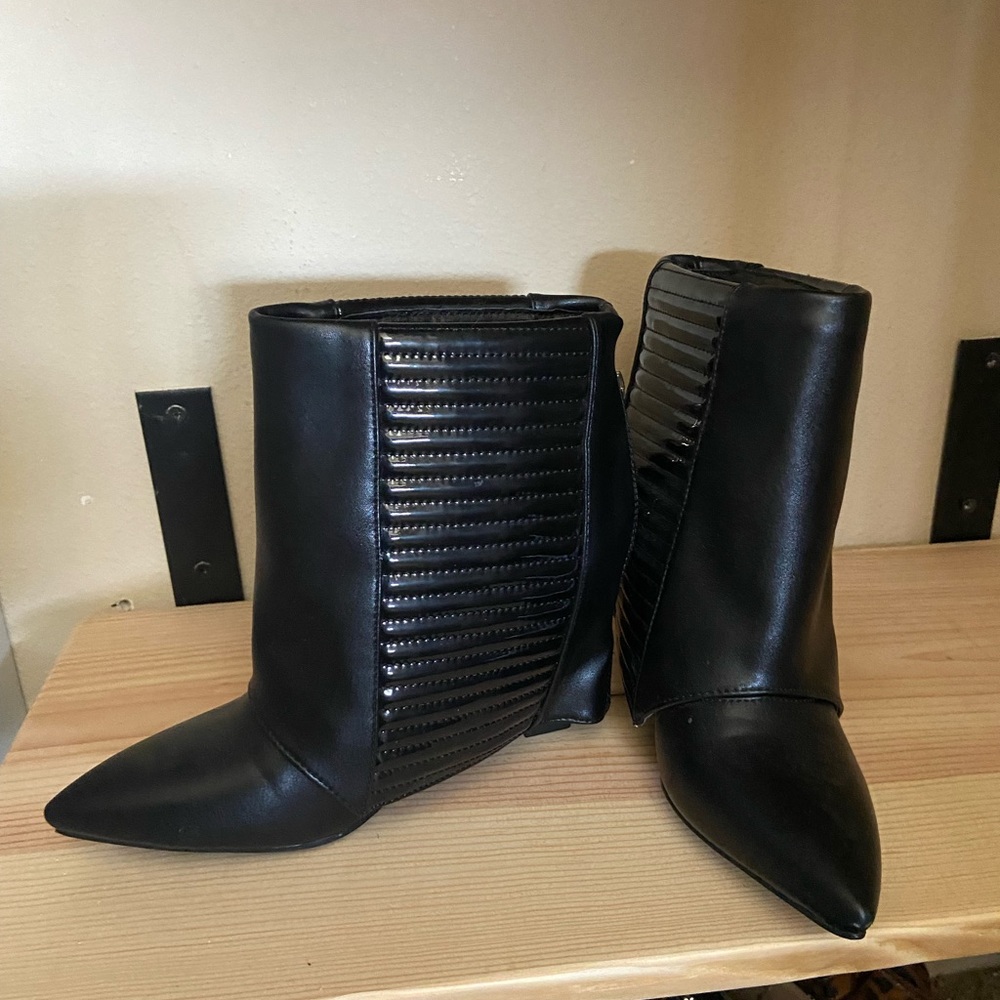AZALEA WANG NEVER A BAD IDEA WEDGE BOOTIE IN BLACK BLACK PU 7